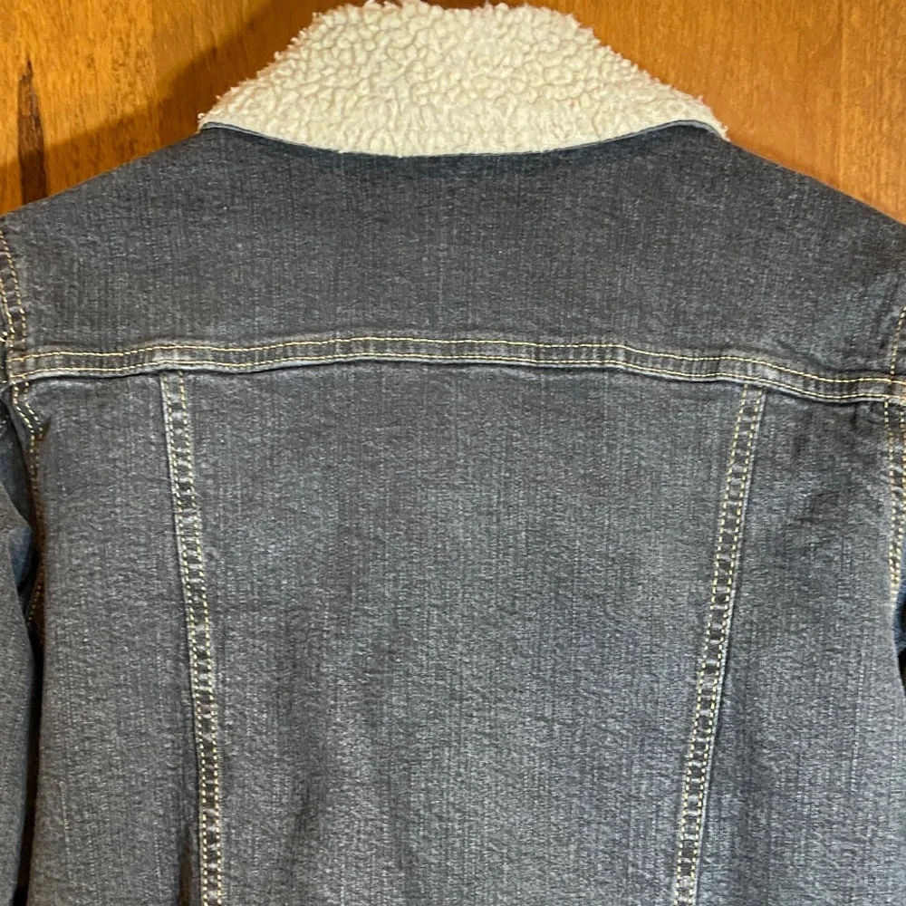 Wonder Nation Dark Charcoal Denim Jacket with Cream Sherpa Lining, L 10-12 - Picture 10 of 10